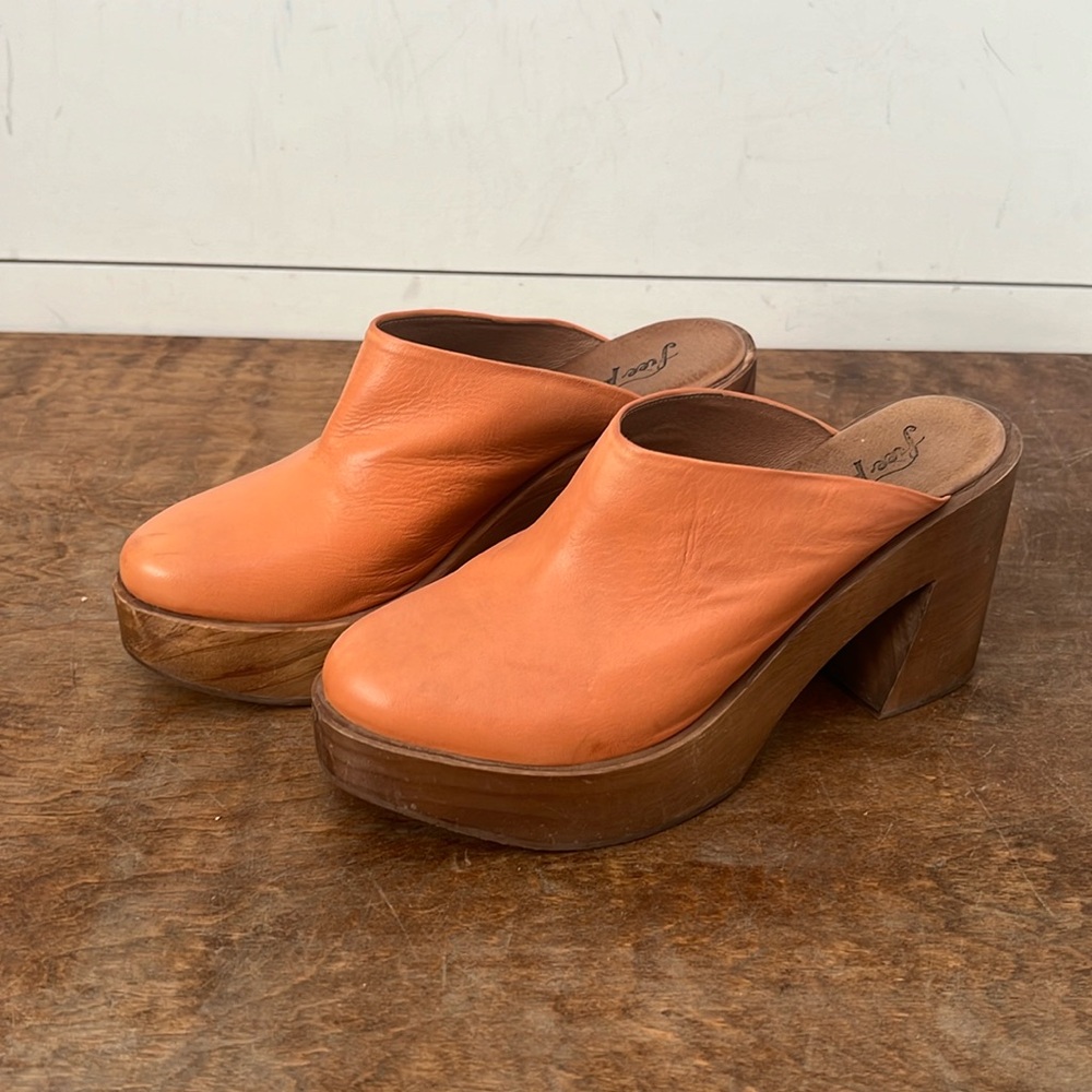 Free people suki platform clog